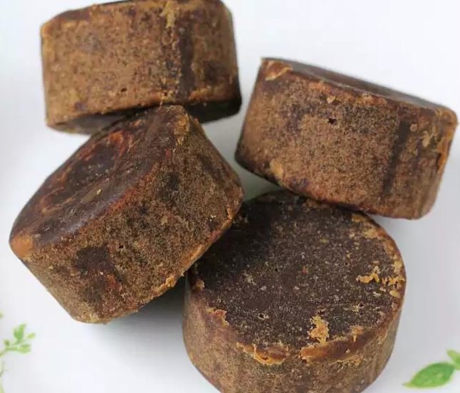 Buy Organic Coconut Palm Jaggery/ Karupatti online direct